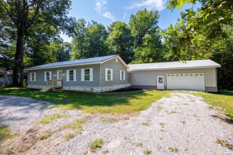 Photo of 3303 Blackford Drive, Tippecanoe, IN 46570 (MLS # 202636354)