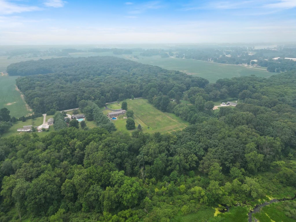 Photo of TBD N 650 W Road, Warsaw, IN 46580 (MLS # 202628960)