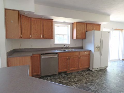 Tiny photo for 12814 W Bicycle Bridge Road, Battle Ground, IN 47920 (MLS # 202537439)