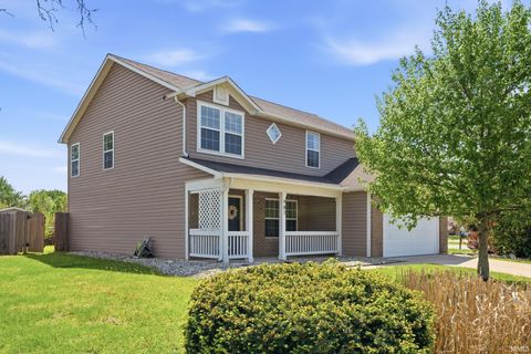 Tiny photo for 987 GULF SHORE Boulevard, Kokomo, IN 46902 (MLS # 202614707)