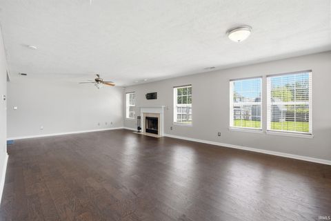 Tiny photo for 987 GULF SHORE Boulevard, Kokomo, IN 46902 (MLS # 202614707)