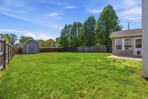 Tiny photo for 987 GULF SHORE Boulevard, Kokomo, IN 46902 (MLS # 202614707)