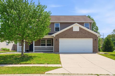 Photo of 987 GULF SHORE Boulevard, Kokomo, IN 46902 (MLS # 202614707)
