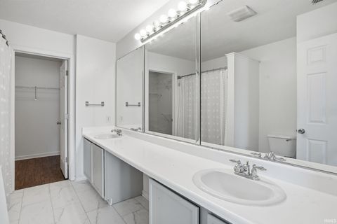 Tiny photo for 987 GULF SHORE Boulevard, Kokomo, IN 46902 (MLS # 202614707)