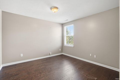 Tiny photo for 987 GULF SHORE Boulevard, Kokomo, IN 46902 (MLS # 202614707)