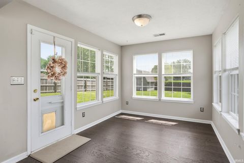 Tiny photo for 987 GULF SHORE Boulevard, Kokomo, IN 46902 (MLS # 202614707)