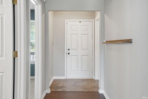 Tiny photo for 987 GULF SHORE Boulevard, Kokomo, IN 46902 (MLS # 202614707)