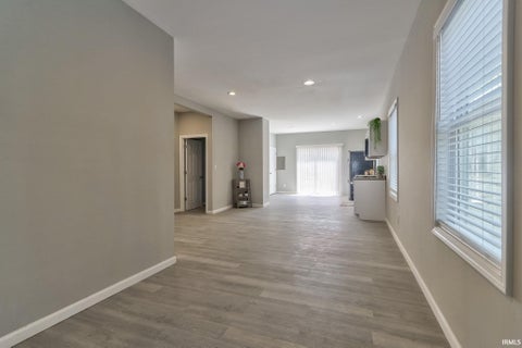 Tiny photo for 809 E Columbia Street, Evansville, IN 47711 (MLS # 202641943)