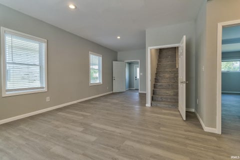 Tiny photo for 809 E Columbia Street, Evansville, IN 47711 (MLS # 202641943)