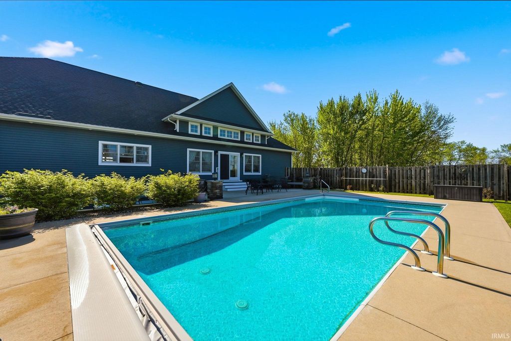 Photo of 159 W 900 N Road, Decatur, IN 46733 (MLS # 202614858)