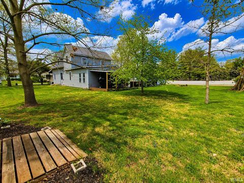 Tiny photo for 17 E Ramey Street, Rossville, IN 46065 (MLS # 202614058)