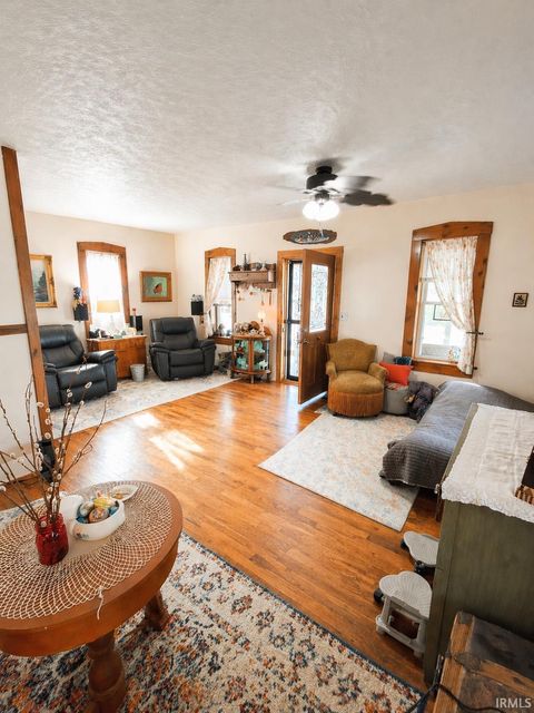 Tiny photo for 17 E Ramey Street, Rossville, IN 46065 (MLS # 202614058)