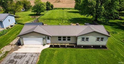 Photo of 539 E Albion Street, Avilla, IN 46710 (MLS # 202618375)