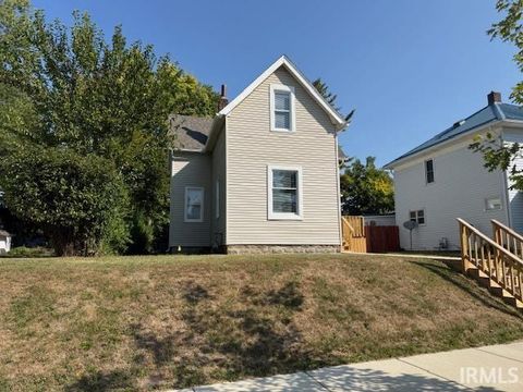 Photo of 920 E Walnut Street, Kokomo, IN 46901 (MLS # 202538360)
