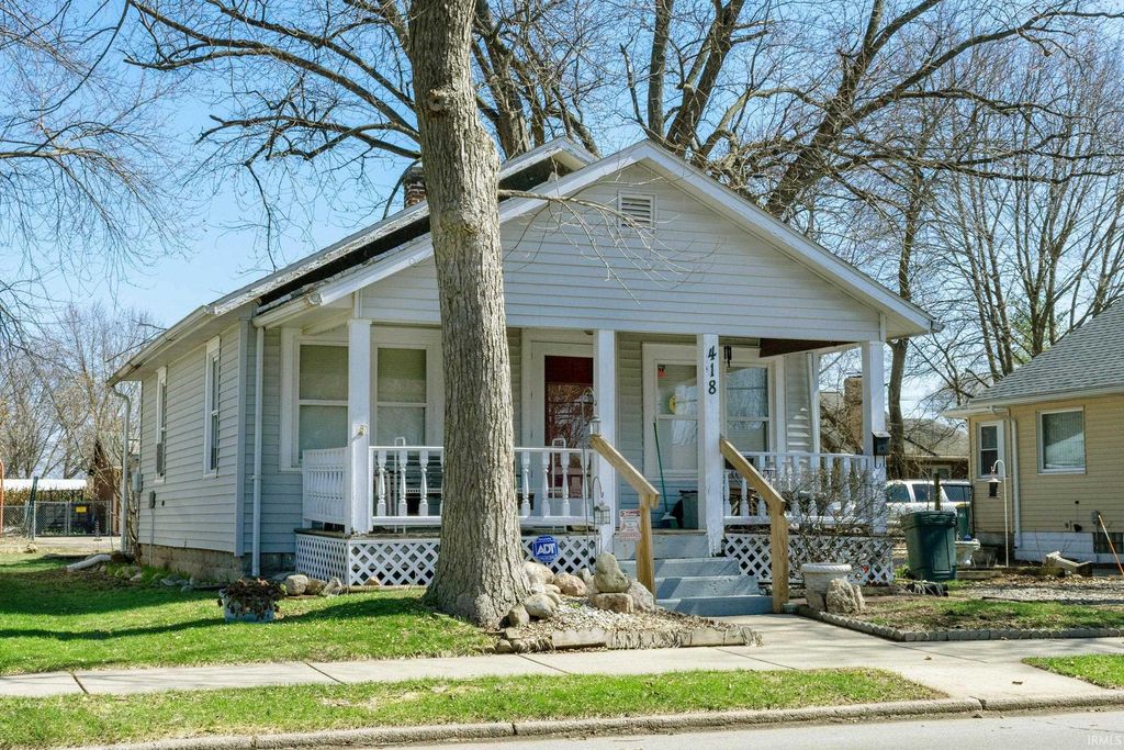 Photo of 418 S Merrifield Ave #2, Mishawaka, IN 46544 (MLS # 202609454)