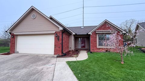 Photo of 172 President Court, Indianapolis, IN 46229 (MLS # 202611454)