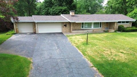 Photo of 23363 Circle Lane, Elkhart, IN 46514 (MLS # 202623293)