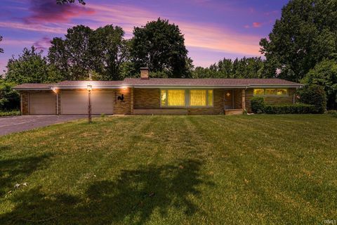 Tiny photo for 23363 Circle Lane, Elkhart, IN 46514 (MLS # 202623293)
