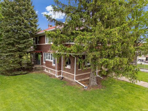 Tiny photo for 103 E Walnut Street, Chalmers, IN 47929 (MLS # 202616490)