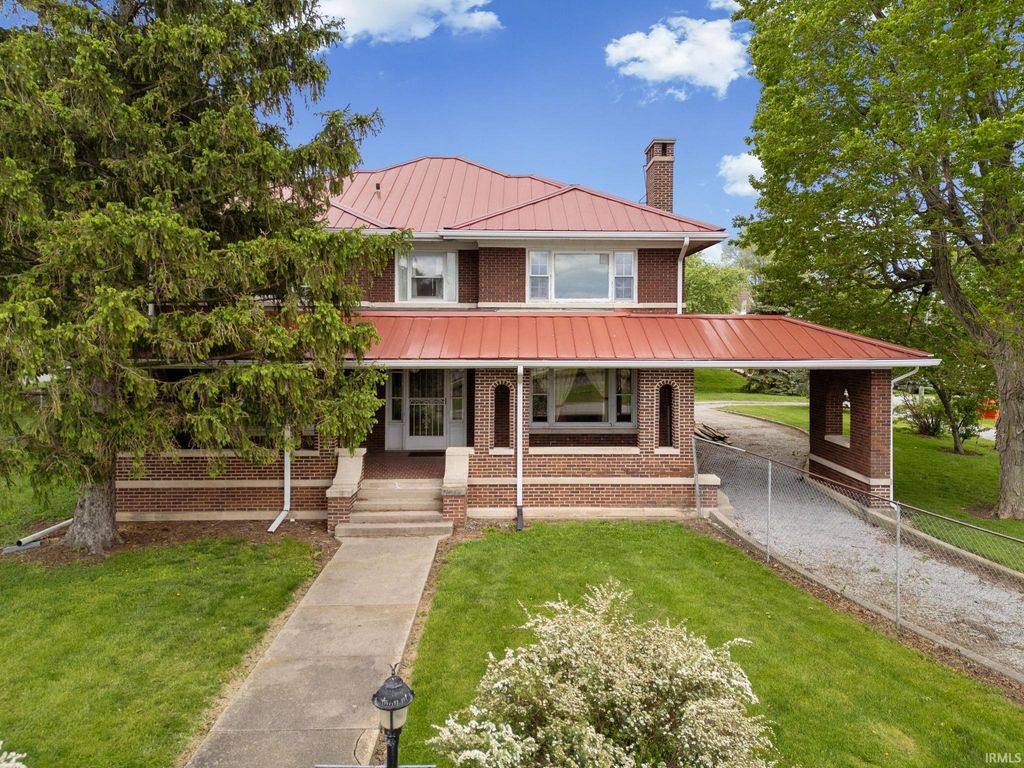 Photo of 103 E Walnut Street, Chalmers, IN 47929 (MLS # 202616490)
