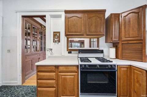 Tiny photo for 103 E Walnut Street, Chalmers, IN 47929 (MLS # 202616490)