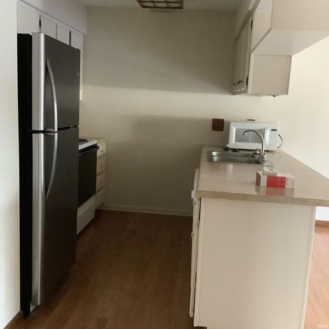 Tiny photo for 2813 ROCKFORD CT SO Circle, Kokomo, IN 46902 (MLS # 202543458)