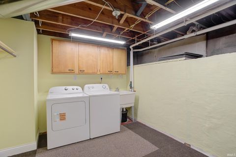 Tiny photo for 2037 E Virginia Street, Evansville, IN 47711 (MLS # 202614398)