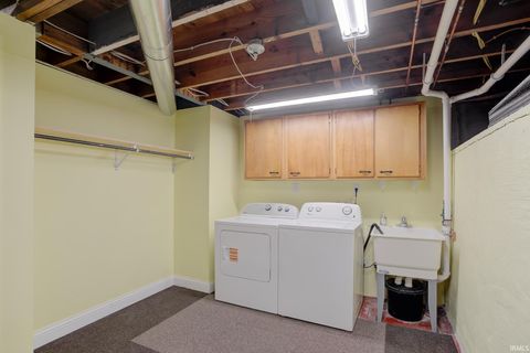 Tiny photo for 2037 E Virginia Street, Evansville, IN 47711 (MLS # 202614398)