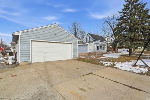 Tiny photo for 220 Hickory Street, Lafayette, IN 47905 (MLS # 202548750)