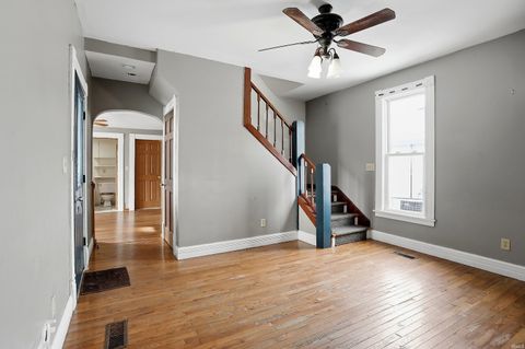 Tiny photo for 220 Hickory Street, Lafayette, IN 47905 (MLS # 202548750)