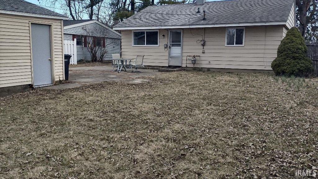 Photo of 2417 Shasta Drive, Lafayette, IN 47909 (MLS # 202606525)