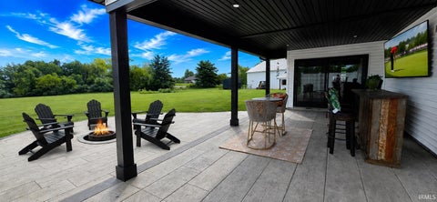 Tiny photo for 1163 E 600 N Road, Columbia City, IN 46725 (MLS # 202635212)