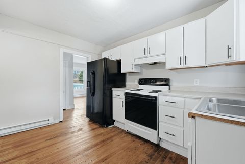 Tiny photo for 202 E Whitley Street, Churubusco, IN 46723 (MLS # 202602821)