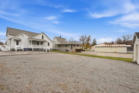 Tiny photo for 202 E Whitley Street, Churubusco, IN 46723 (MLS # 202602821)