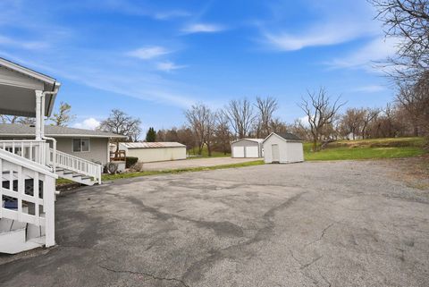Tiny photo for 202 E Whitley Street, Churubusco, IN 46723 (MLS # 202602821)