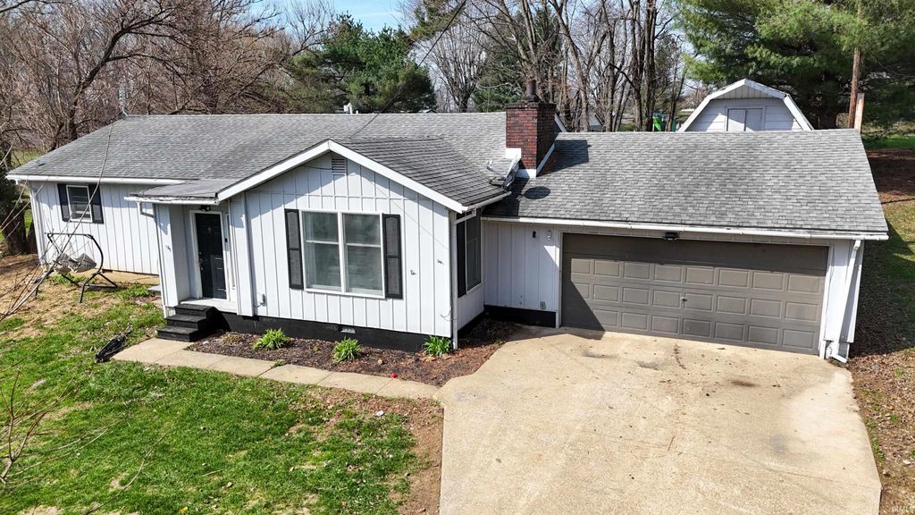 Photo of 10 Walnut Street, Birdseye, IN 47513 (MLS # 202609997)