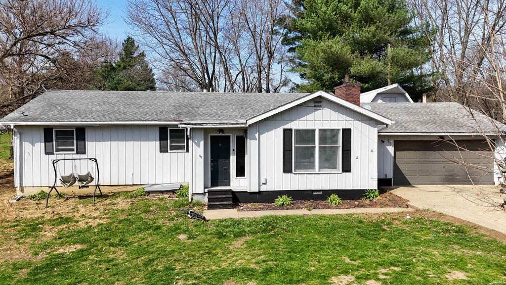 Photo of 10 Walnut Street, Birdseye, IN 47513 (MLS # 202609997)