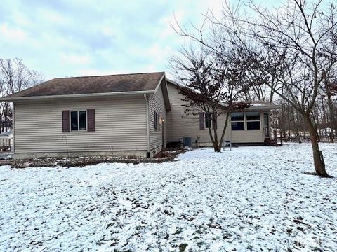Tiny photo for 4975 W 200 South Road, Winamac, IN 46996 (MLS # 202601874)