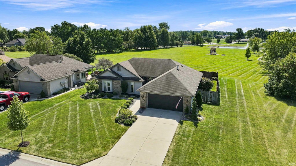 Photo of 8731 Ash Bourne Drive, Fort Wayne, IN 46804 (MLS # 202636603)