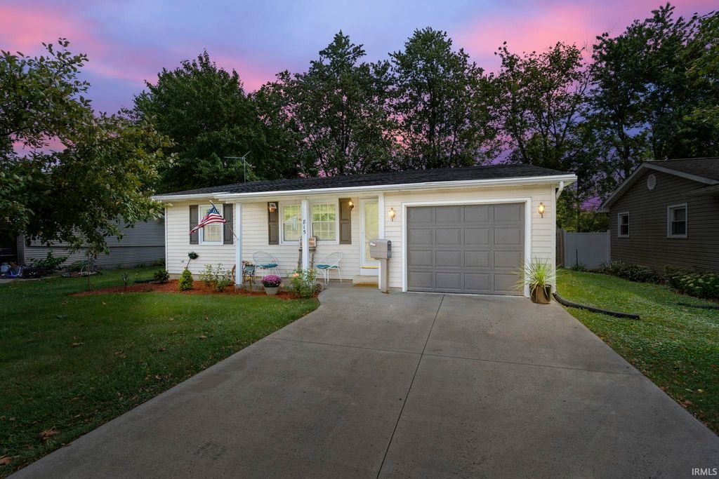 Photo of 815 Everhart Drive, Decatur, IN 46733 (MLS # 202611646)