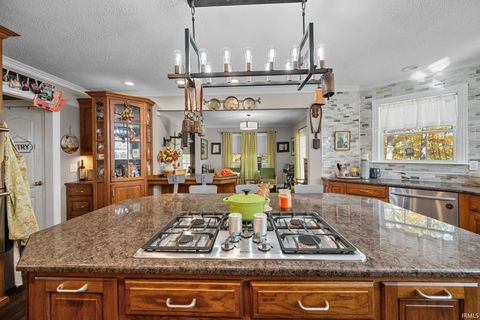 Tiny photo for 8121 N County Rd 850 W, Rossville, IN 46065 (MLS # 202544250)