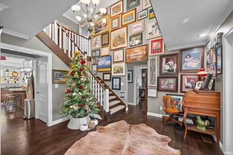 Tiny photo for 8121 N County Rd 850 W, Rossville, IN 46065 (MLS # 202544250)