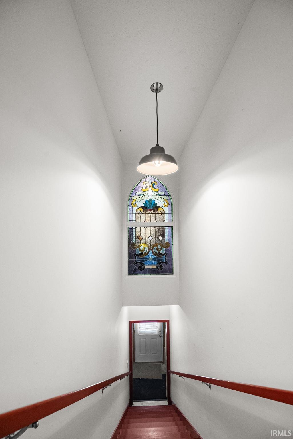 Rossville, Indiana 46065, United States, 3 Bedrooms Bedrooms, ,3 BathroomsBathrooms,Residential,Pending,236662