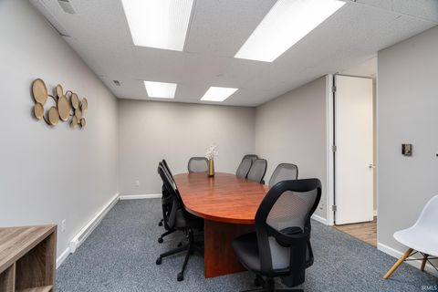 Tiny photo for 208 S Market Street, Delphi, IN 46923 (MLS # 202514317)