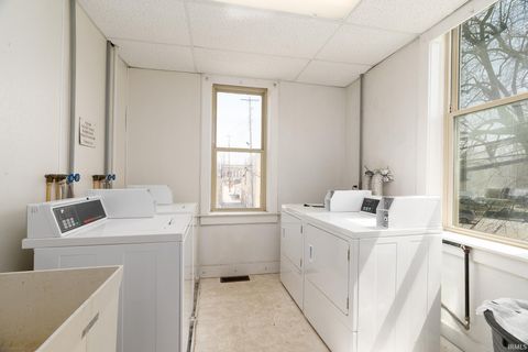 Tiny photo for 208 S Market Street, Delphi, IN 46923 (MLS # 202514317)