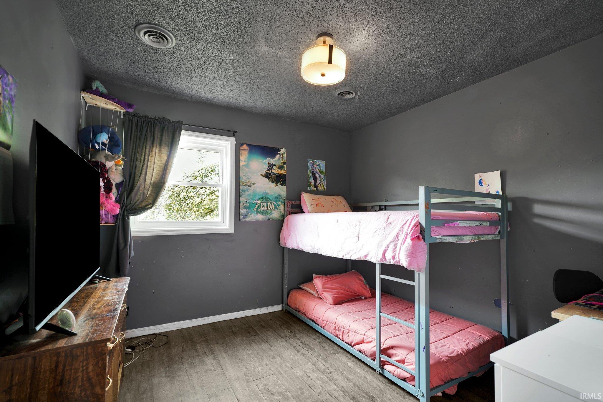 Newburgh, Indiana 47630, United States, 4 Bedrooms Bedrooms, ,3 BathroomsBathrooms,Residential,Active,123214