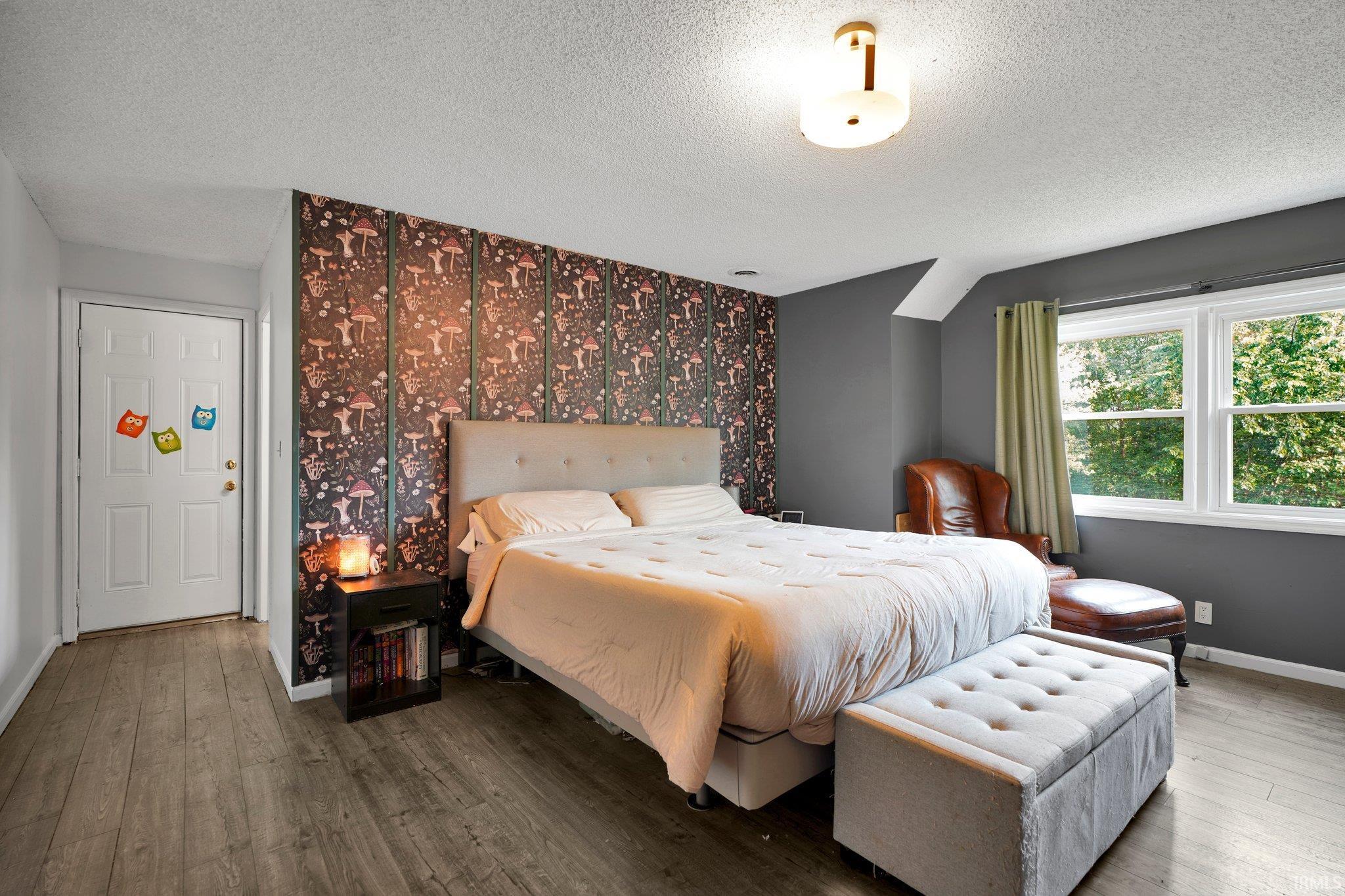 Newburgh, Indiana 47630, United States, 4 Bedrooms Bedrooms, ,3 BathroomsBathrooms,Residential,Active,123214