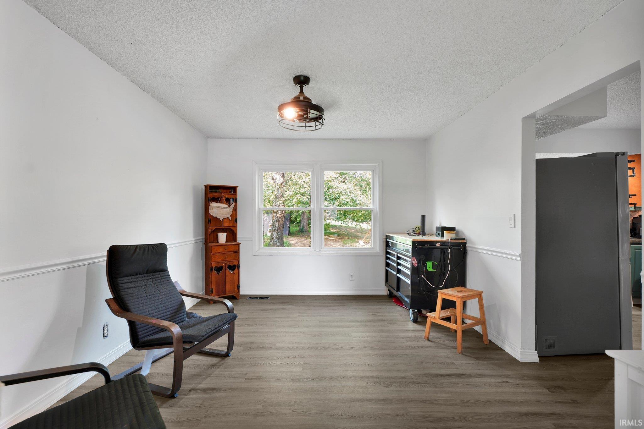 Newburgh, Indiana 47630, United States, 4 Bedrooms Bedrooms, ,3 BathroomsBathrooms,Residential,Active,123214