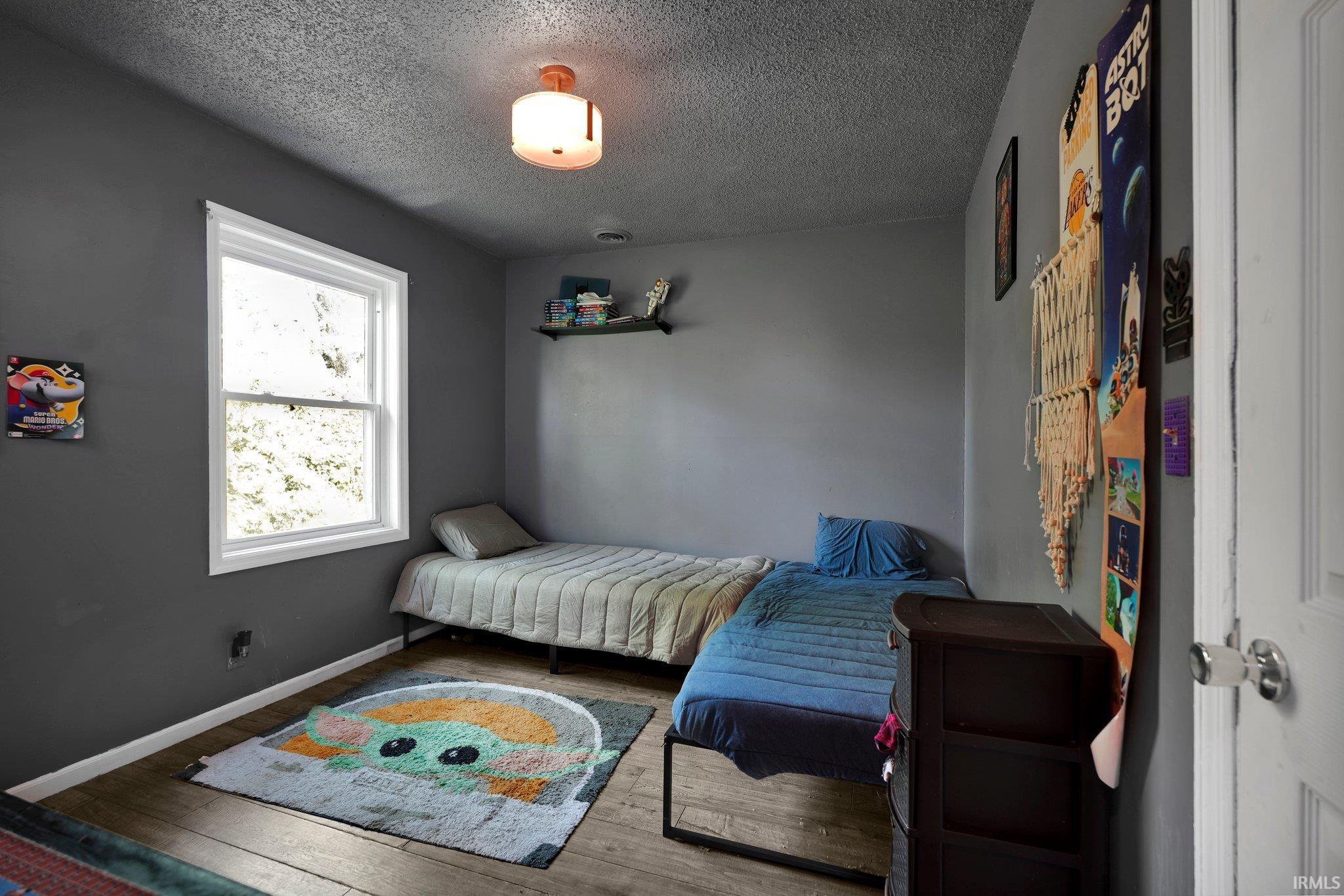 Newburgh, Indiana 47630, United States, 4 Bedrooms Bedrooms, ,3 BathroomsBathrooms,Residential,Active,123214