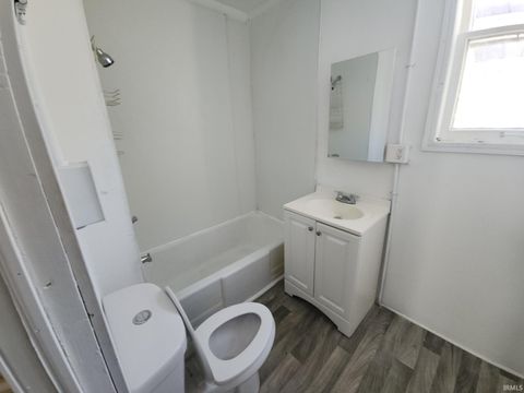 Tiny photo for 125 W Ottawa Street, Logansport, IN 46947 (MLS # 202604572)